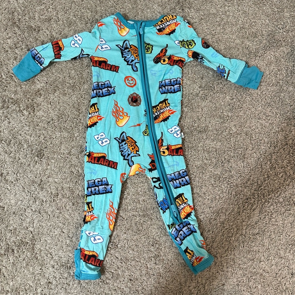 Posh peanut race car pjs